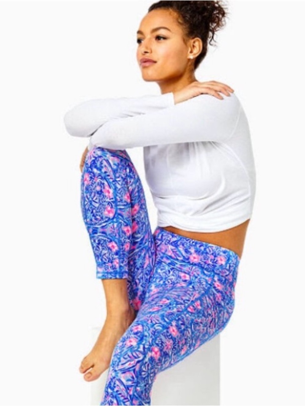 Lilly Pulitzer Luxletic Weekender Leggings in the blue periwinkle